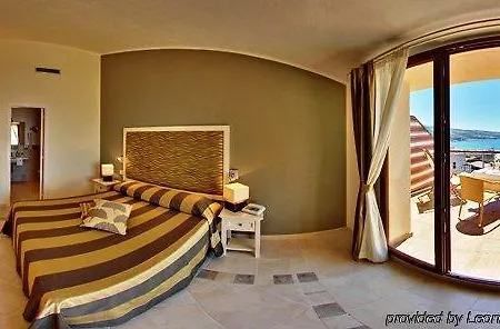 Corallo Hotel 4*